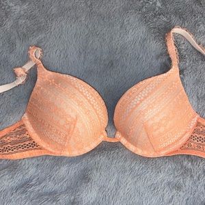 Victoria secret Lace push up bra with converting straps
